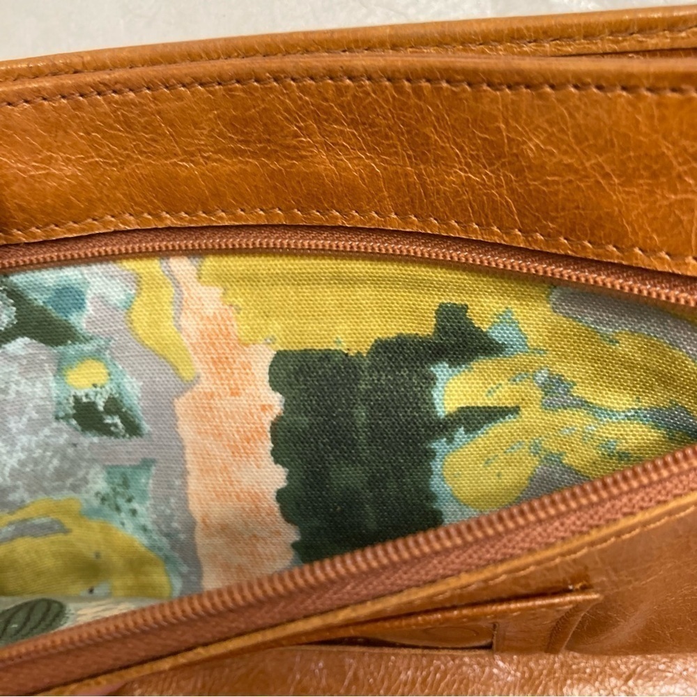 Hobo brown leather wristlet clutch bag - Picture 10 of 14